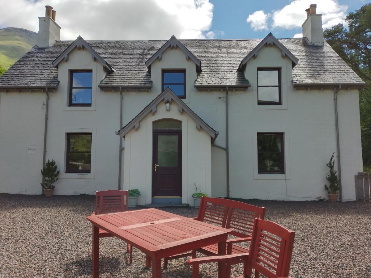 Beautiful Farm House At The Foot Of Ben More. Crianlarich Exterior photo